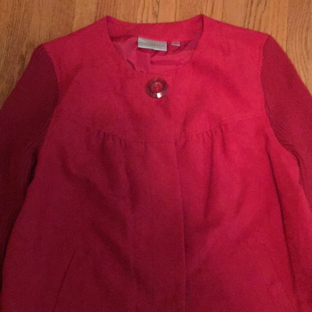 Woman’s jacket - Picture 2 of 3